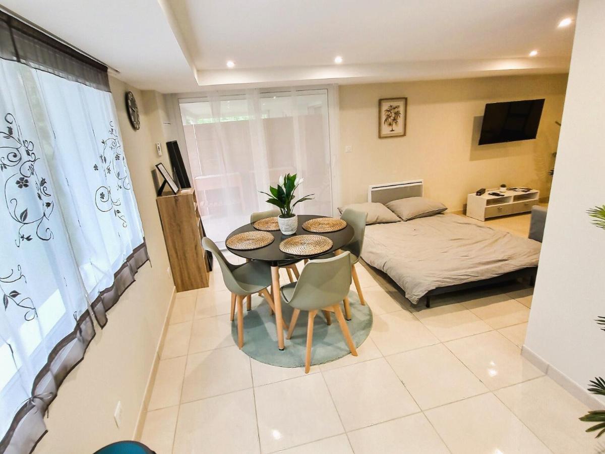 Le Petit Rocher 30M2- Studio Standing 3 Etoiles Saint-Aignan-Grand-Lieu Экстерьер фото